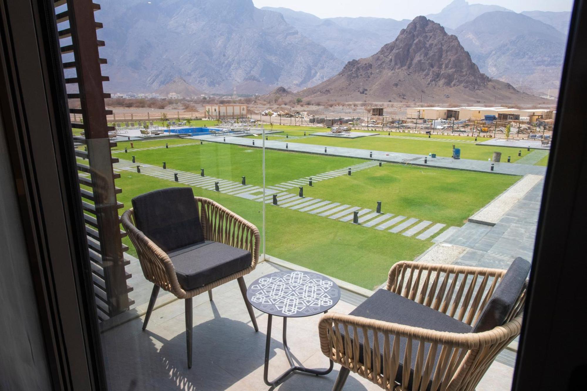 ホテル استراحة الفيحاء Al Feyhaa Resthouse Samail エクステリア 写真